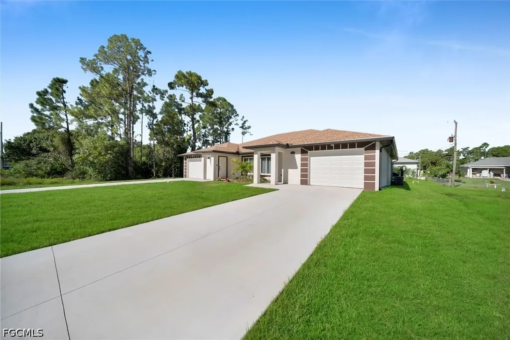 903A Albany Avenue Lehigh Acres FL 33971