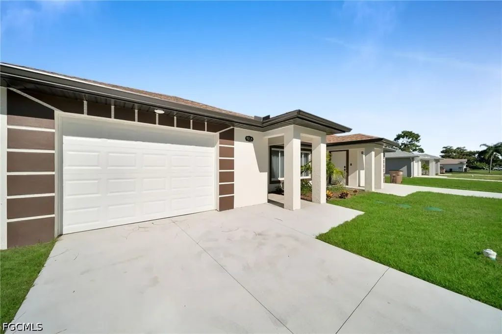 903A Albany Avenue Lehigh Acres FL 33971