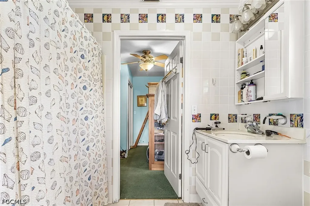 6351 Allen Park Drive Bokeelia FL 33922
