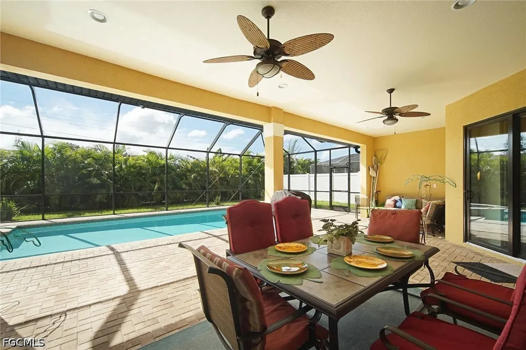 1502 SW 38th Street Cape Coral FL 33914