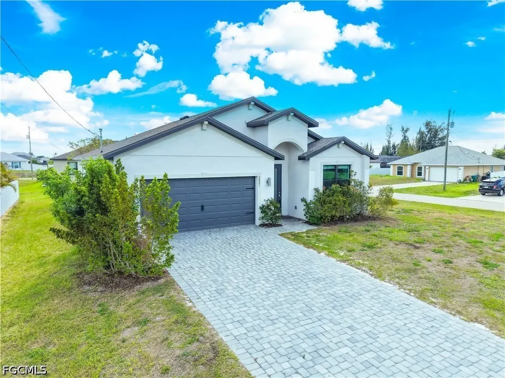 2021 NE 4th Avenue Cape Coral FL 33909