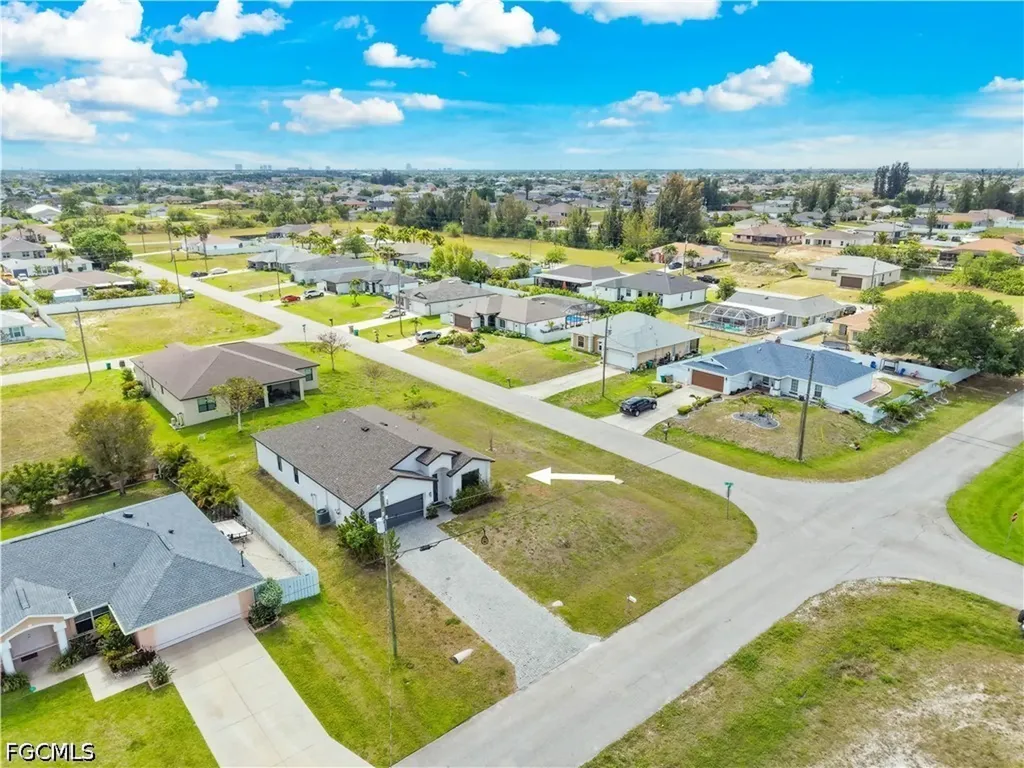 2021 NE 4th Avenue Cape Coral FL 33909