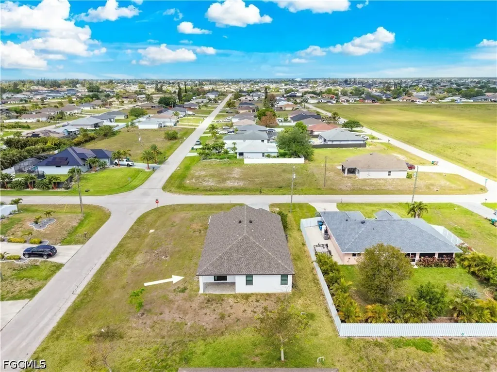 2021 NE 4th Avenue Cape Coral FL 33909