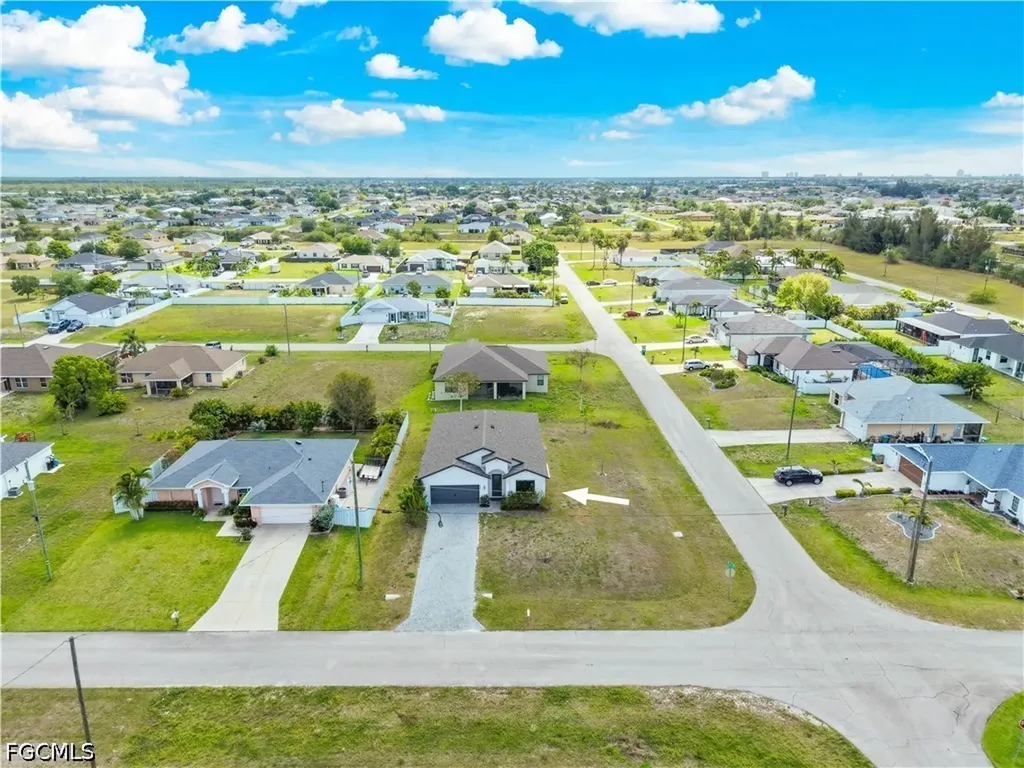 2021 NE 4th Avenue Cape Coral FL 33909