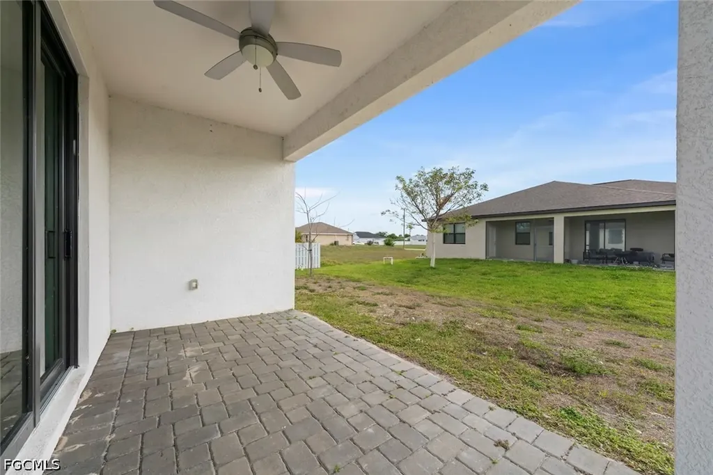 2021 NE 4th Avenue Cape Coral FL 33909