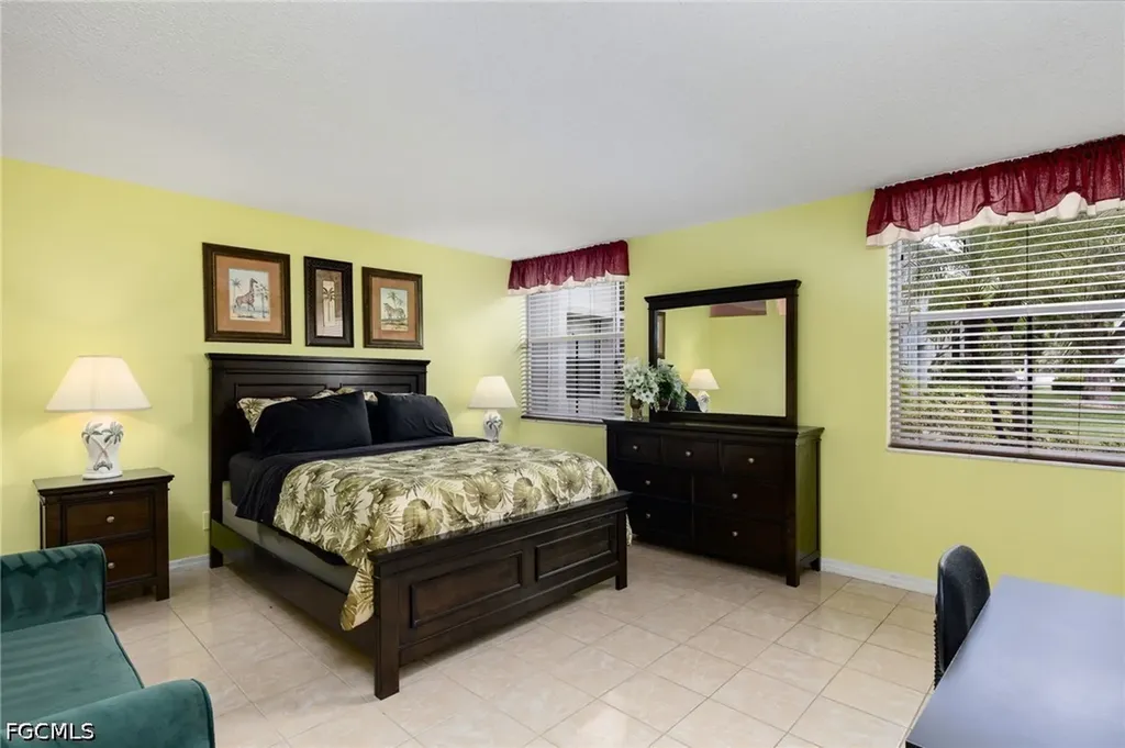 5959 Winkler Road Fort Myers FL 33919