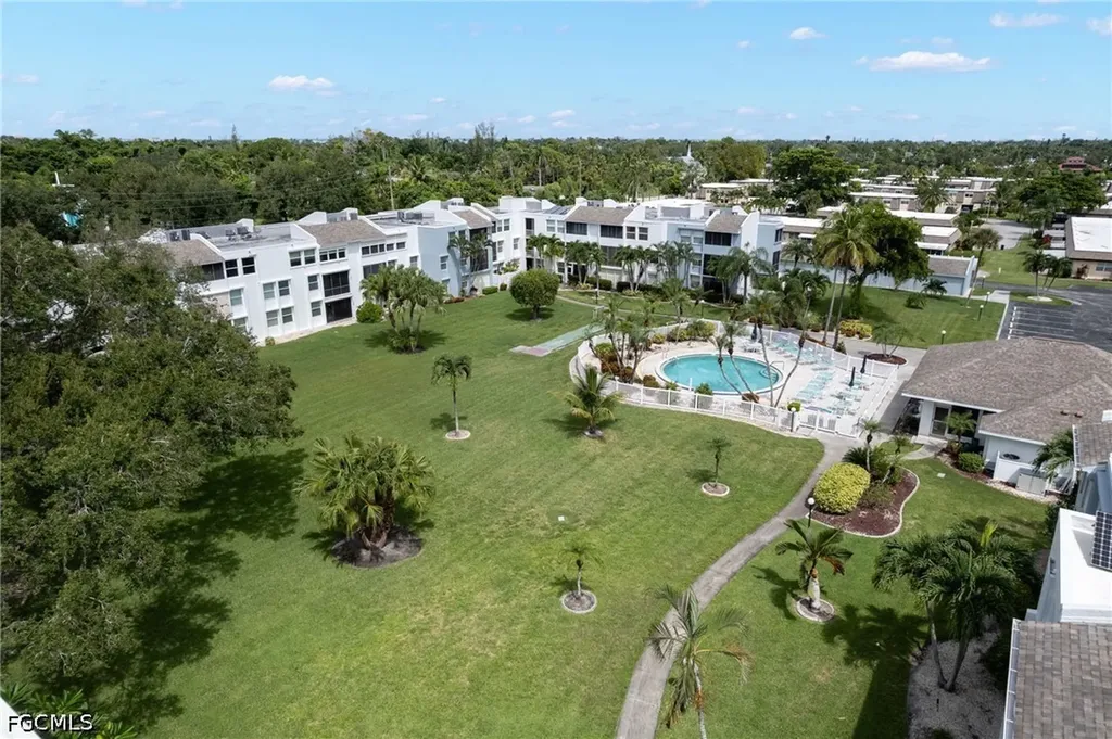 5959 Winkler Road Fort Myers FL 33919