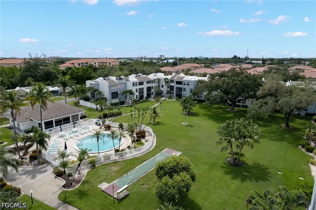 5959 Winkler Road Fort Myers FL 33919