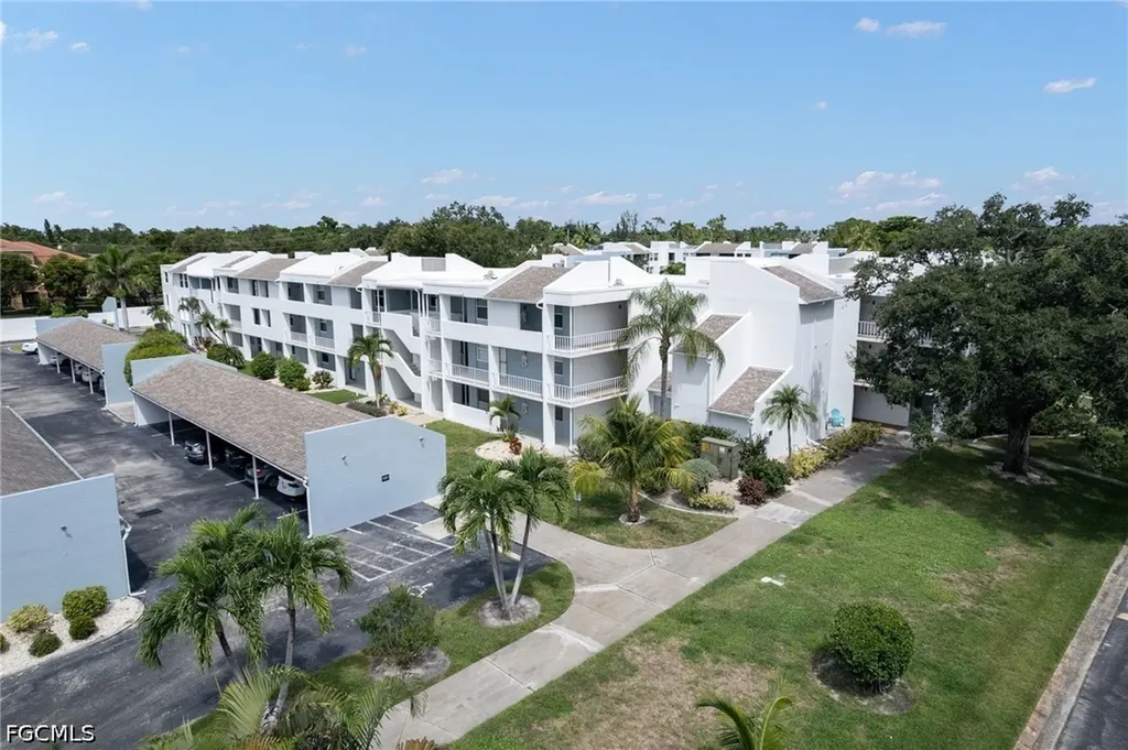 5959 Winkler Road Fort Myers FL 33919