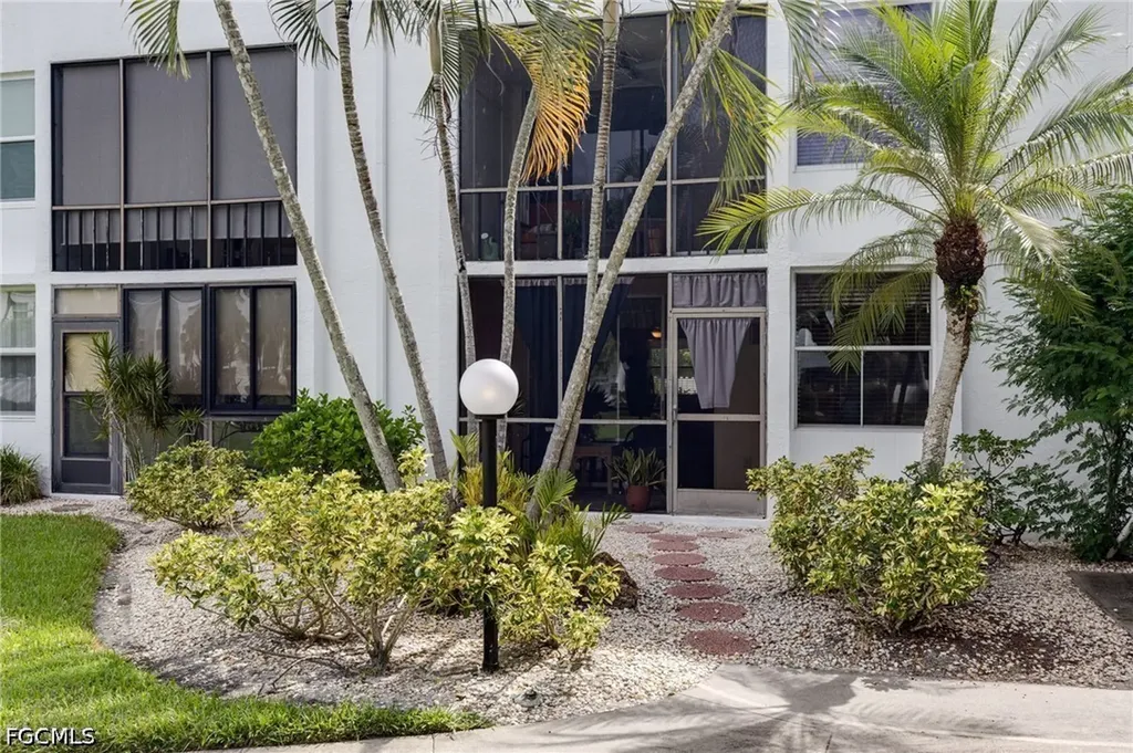 5959 Winkler Road Fort Myers FL 33919