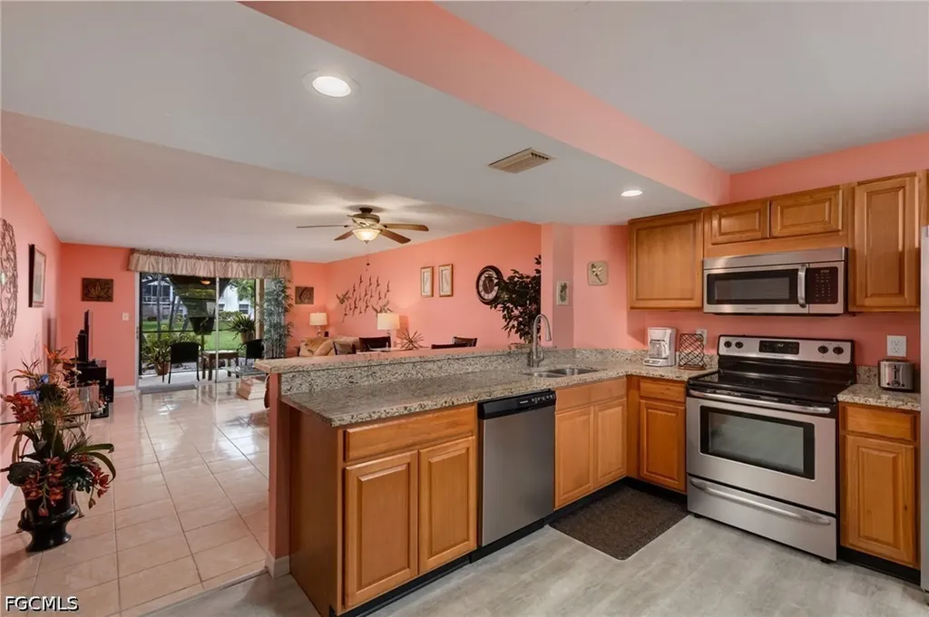 5959 Winkler Road Fort Myers FL 33919