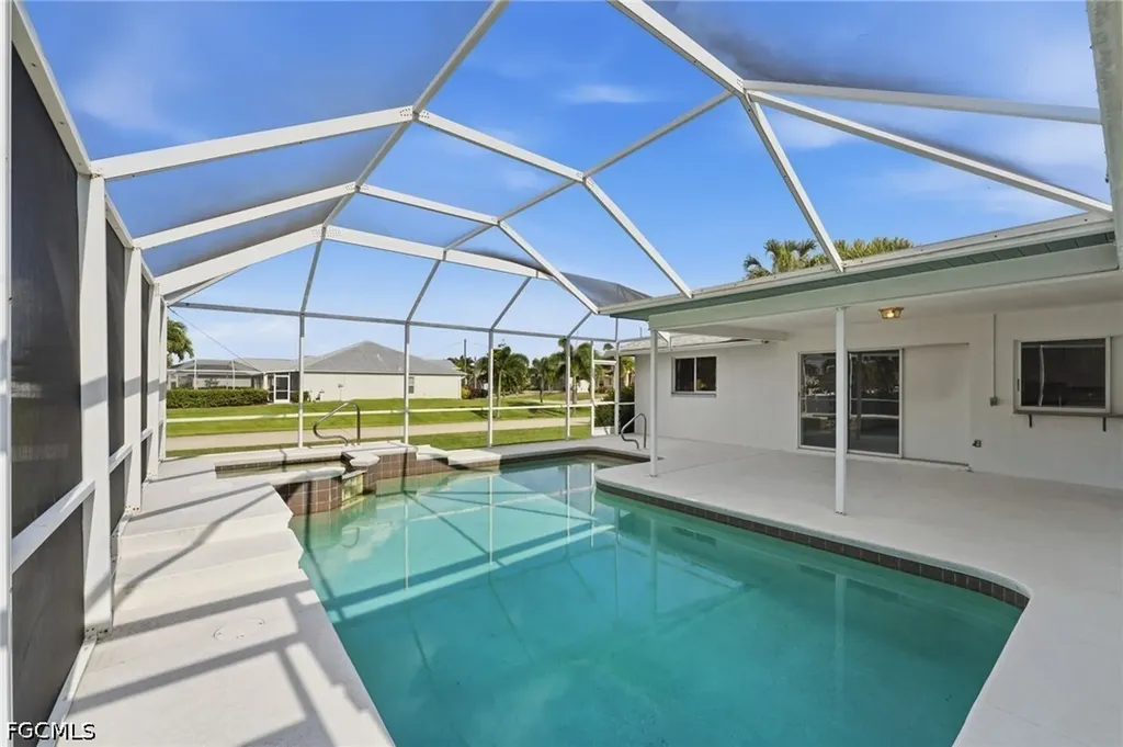 2601 SW 37th Terrace Cape Coral FL 33914