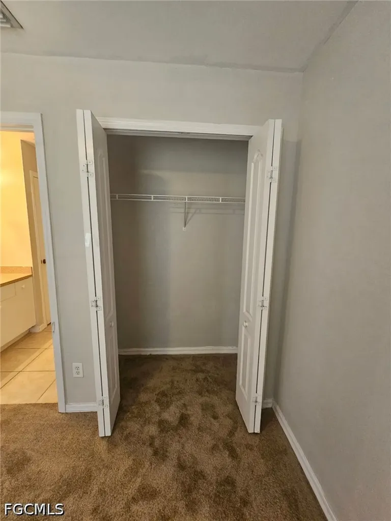 1156 NW 5th Place Cape Coral FL 33993