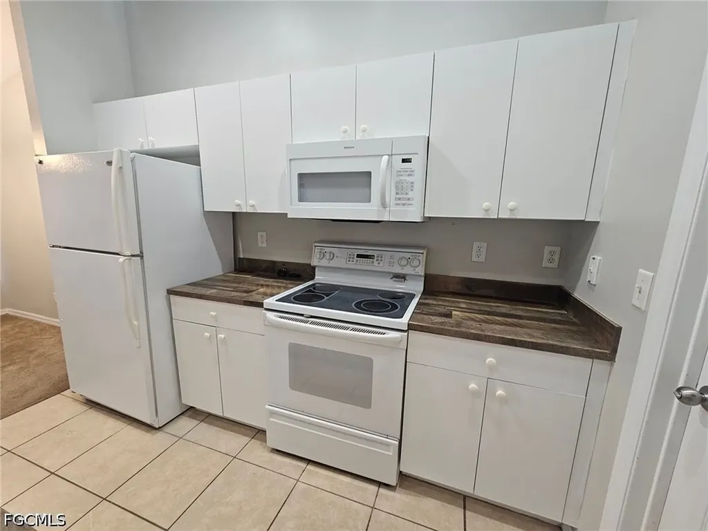 1156 NW 5th Place Cape Coral FL 33993
