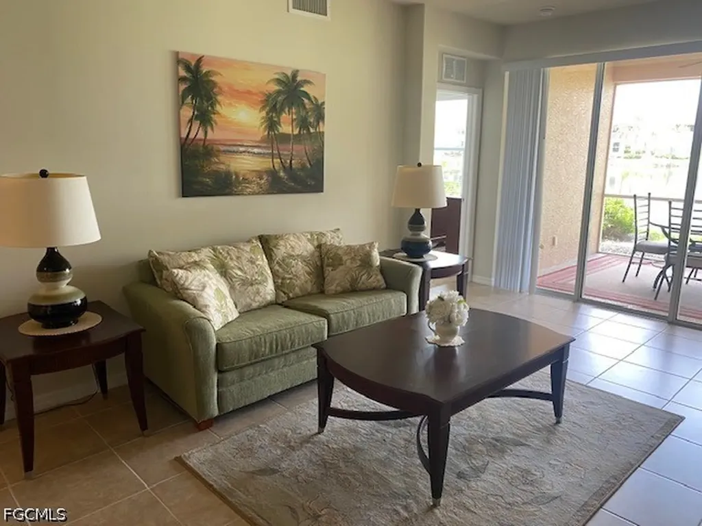 2668 Somerville Loop Cape Coral FL 33991
