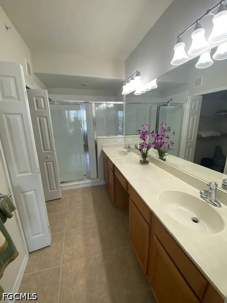 2668 Somerville Loop Cape Coral FL 33991