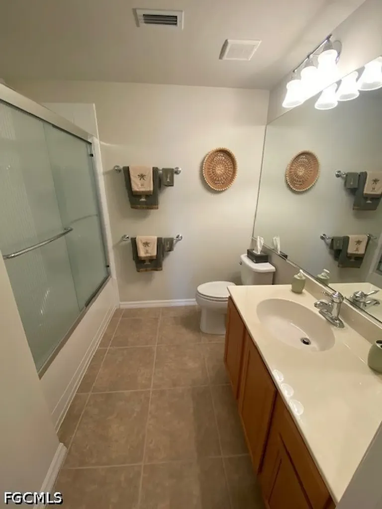 2668 Somerville Loop Cape Coral FL 33991