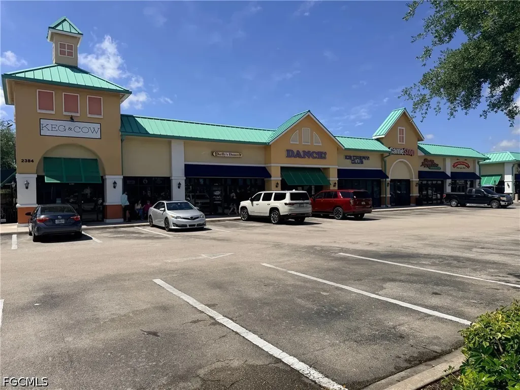 2668 Somerville Loop Cape Coral FL 33991