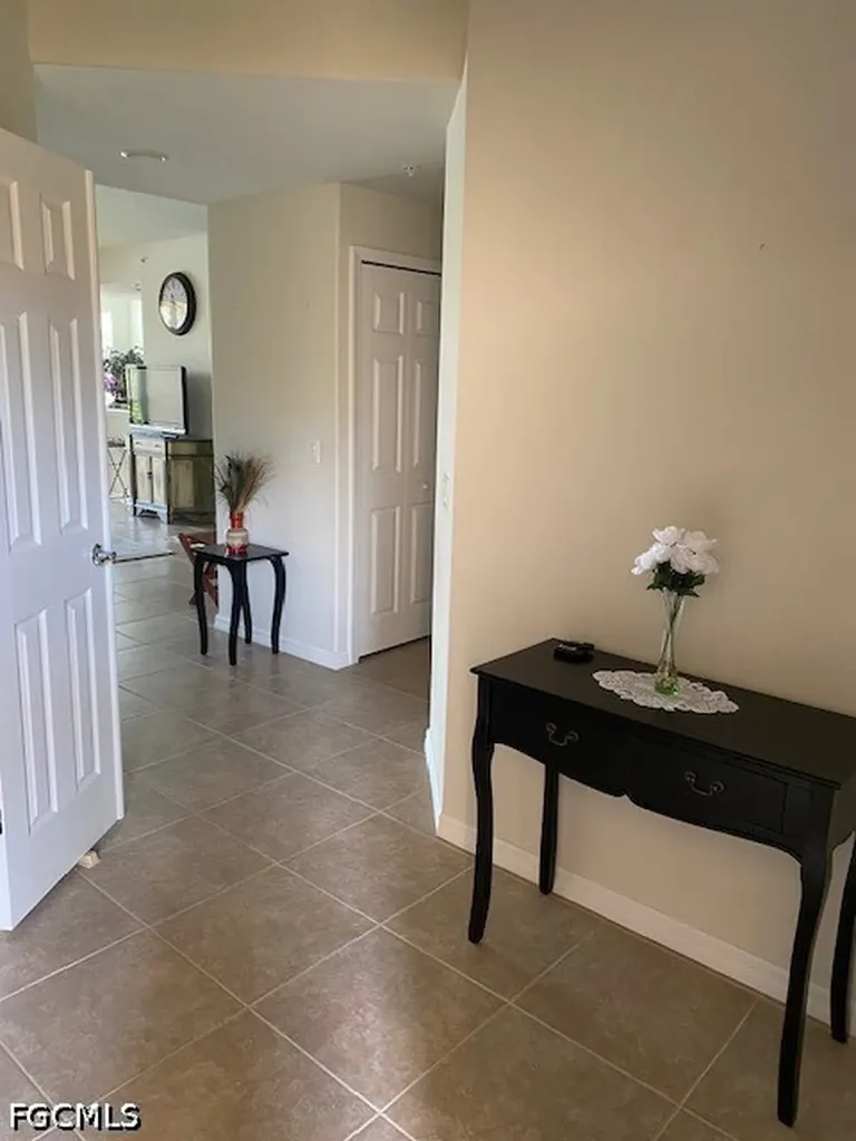 2668 Somerville Loop Cape Coral FL 33991