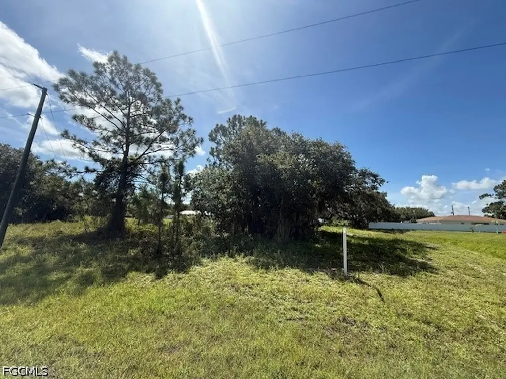1361 Jabara Circle Labelle FL 33935