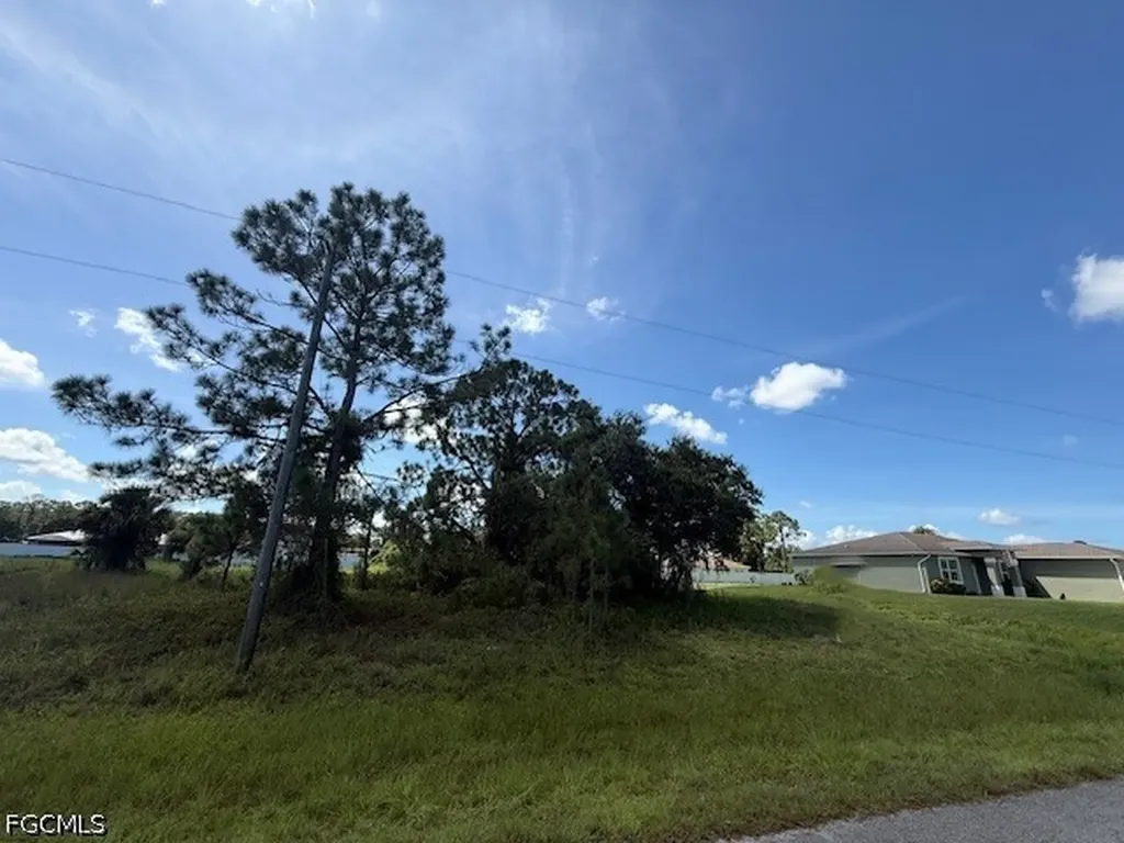 1361 Jabara Circle Labelle FL 33935