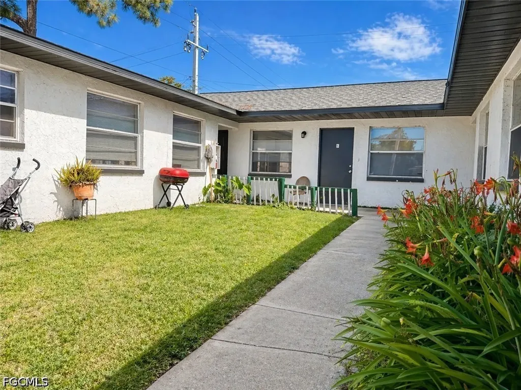 2105 Canal Street Fort Myers FL 33901