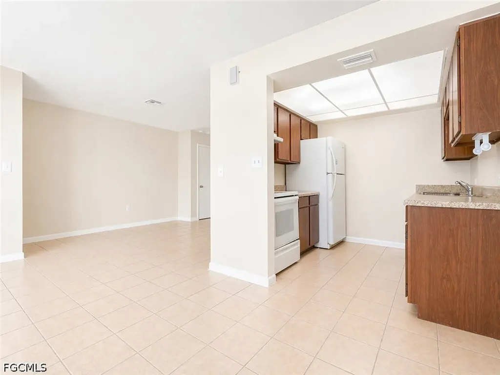 2105 Canal Street Fort Myers FL 33901