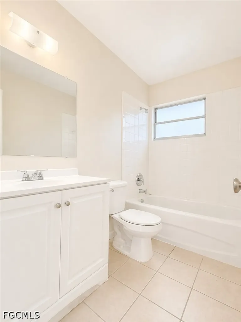 2105 Canal Street Fort Myers FL 33901