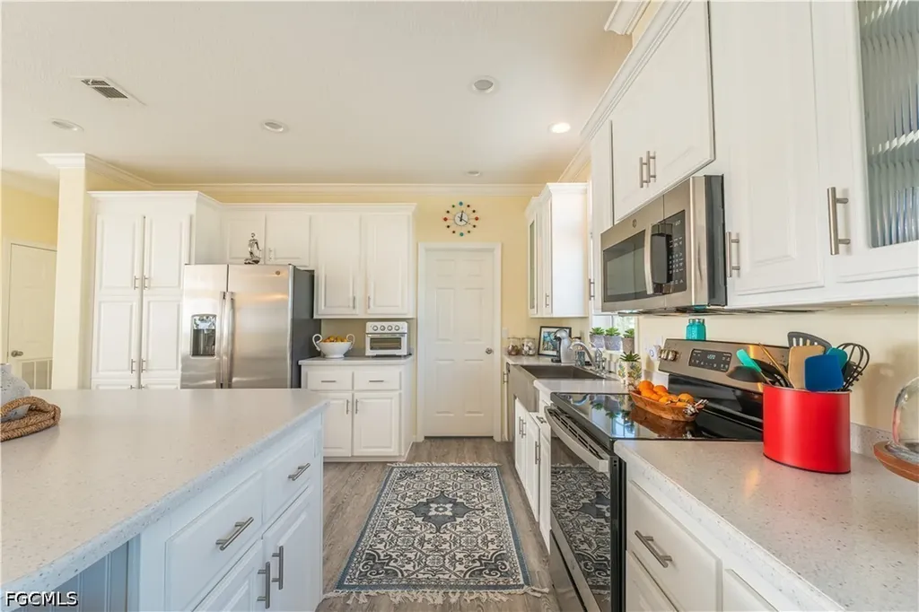 1084 E Anchor Lane Moore Haven FL 33471