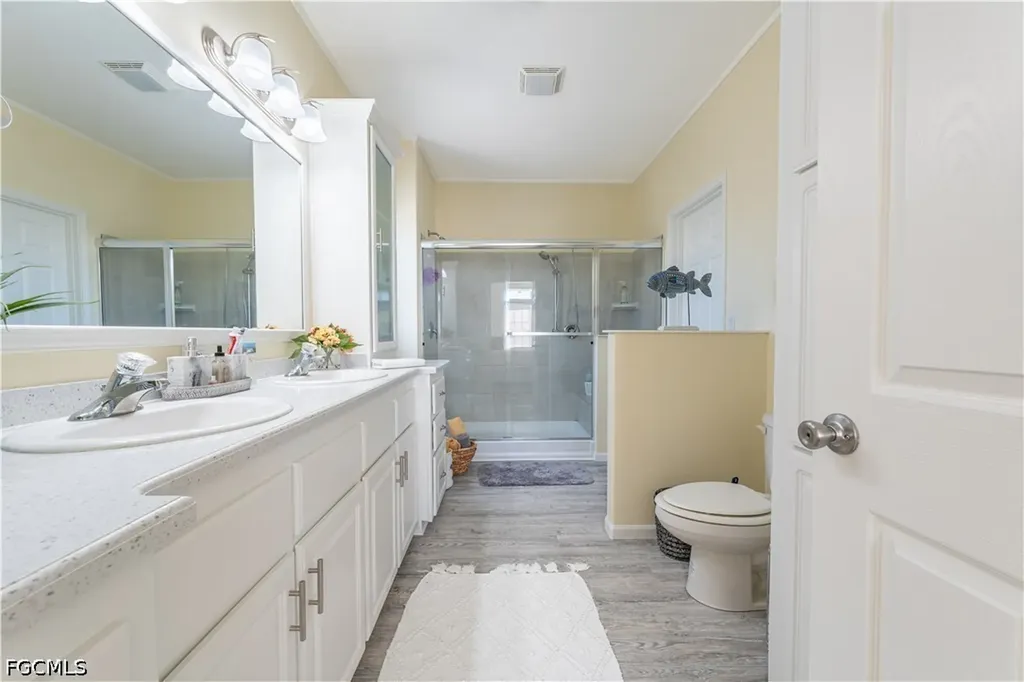 1084 E Anchor Lane Moore Haven FL 33471