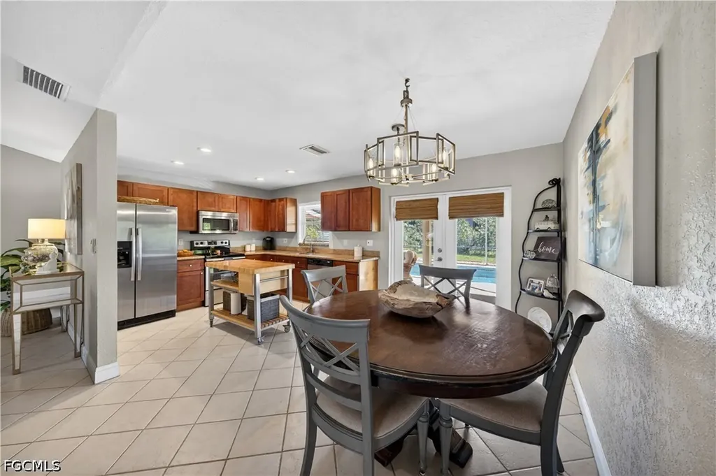 4005 SW 27th Avenue Cape Coral FL 33914