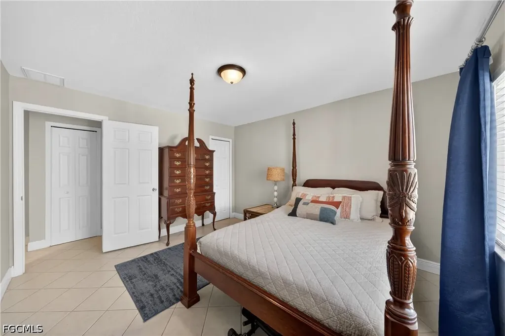 4005 SW 27th Avenue Cape Coral FL 33914