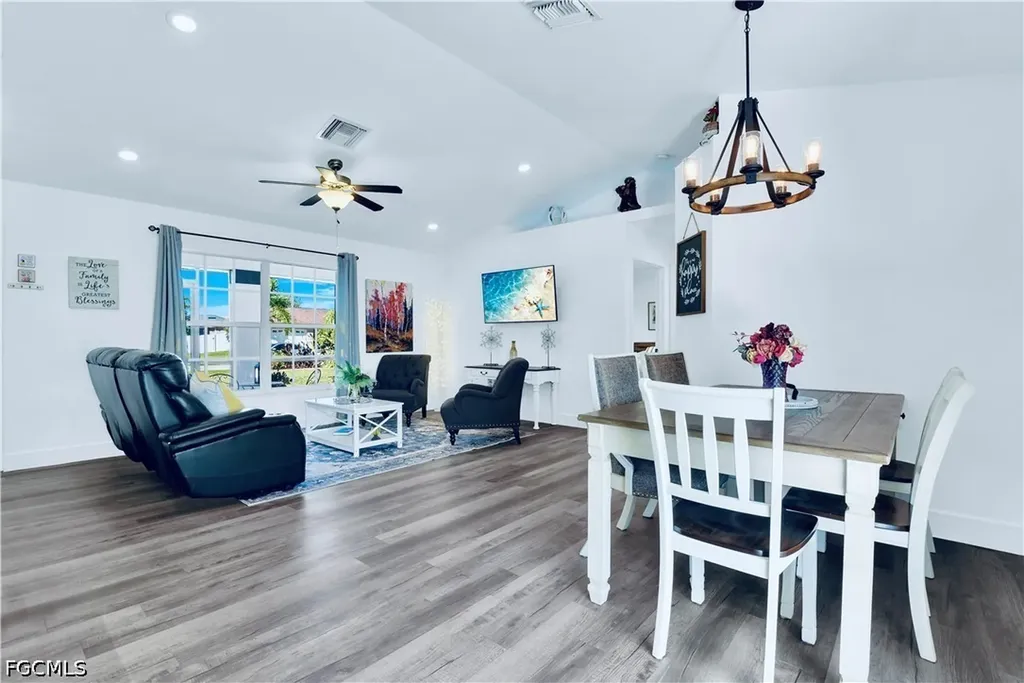 2533 SW 26th Avenue Cape Coral FL 33914