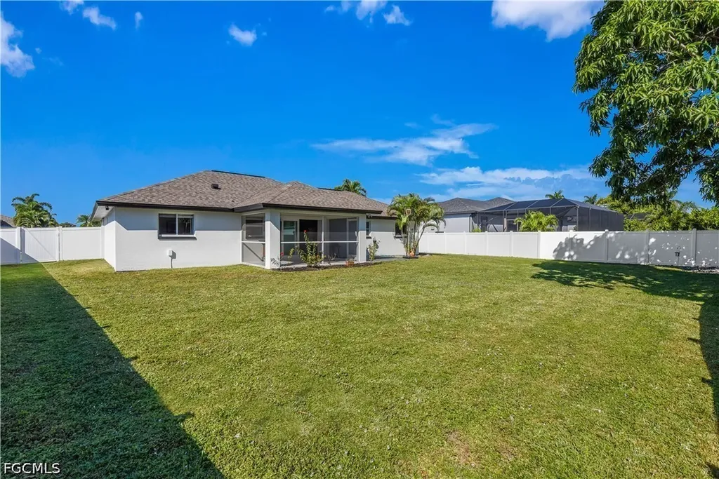 2533 SW 26th Avenue Cape Coral FL 33914