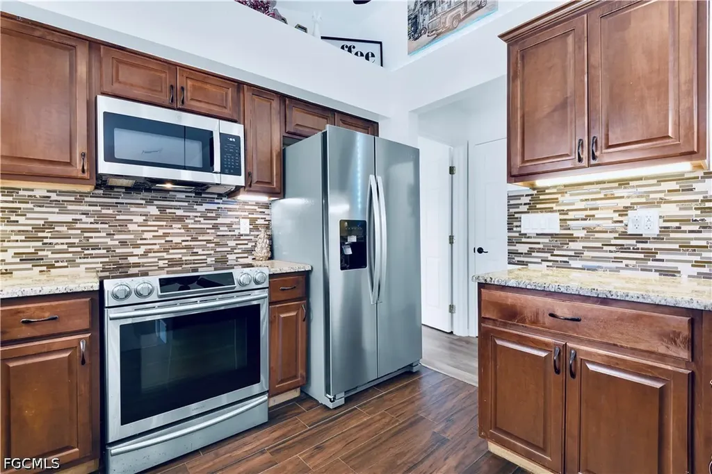 2533 SW 26th Avenue Cape Coral FL 33914