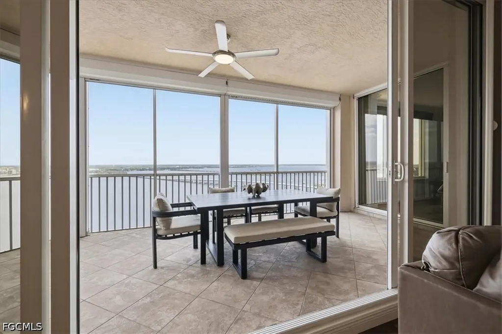 2104 W 1st Street Fort Myers FL 33901