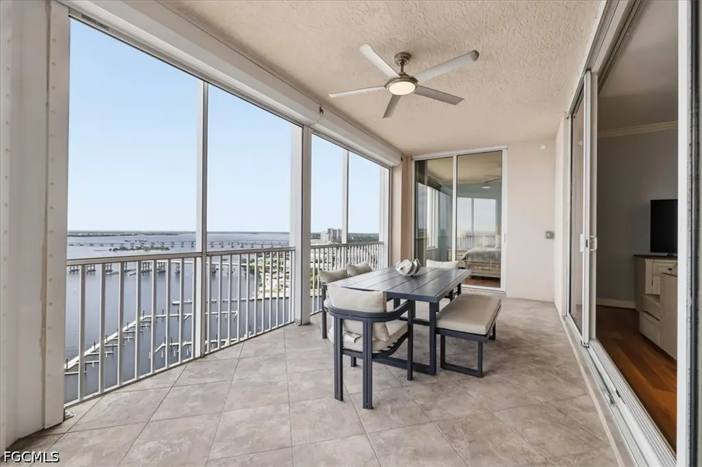 2104 W 1st Street Fort Myers FL 33901