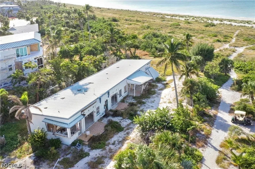4819 Tradewinds Drive Sanibel FL 33957