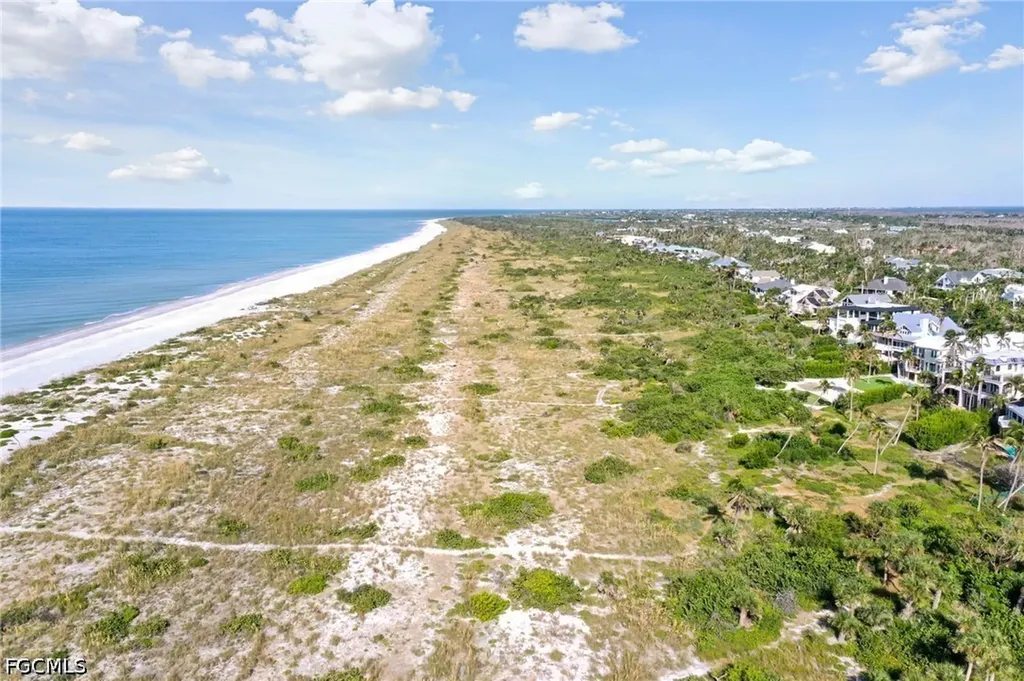 4819 Tradewinds Drive Sanibel FL 33957