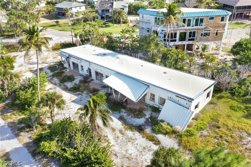 4819 Tradewinds Drive Sanibel FL 33957