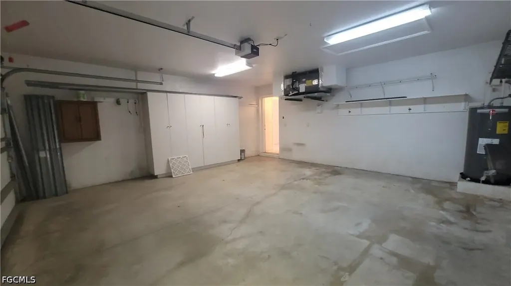 1010 SE 12th Terrace Cape Coral FL 33990