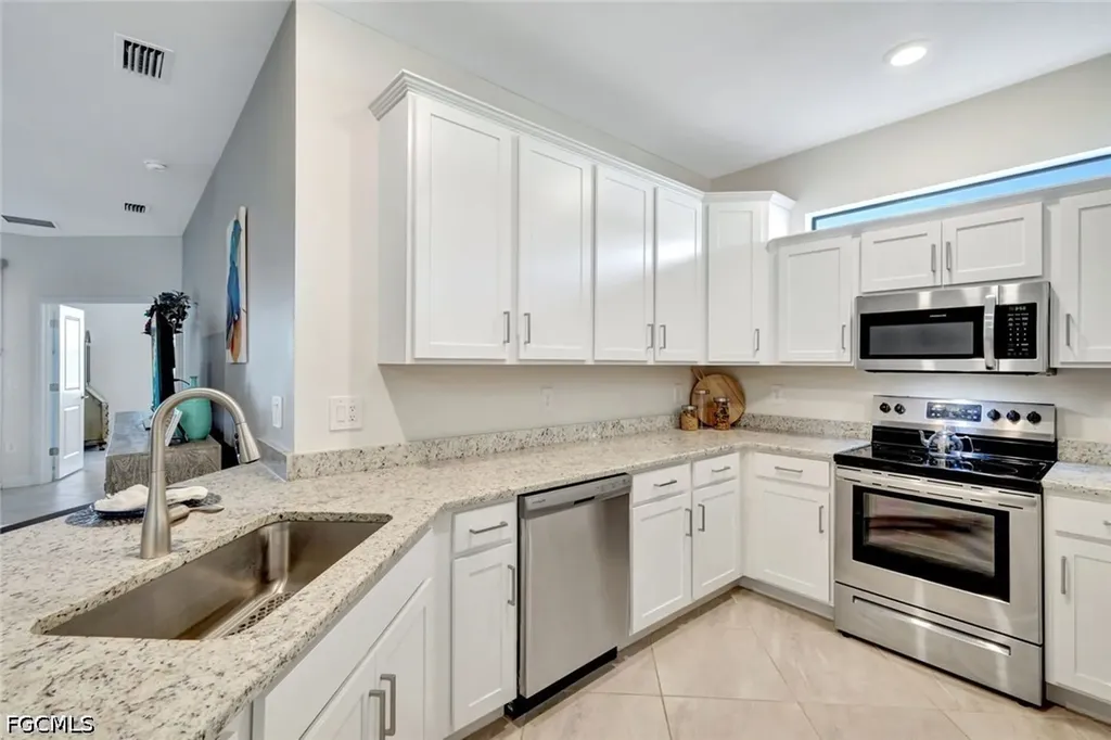 14022 Pine Lodge Lane Fort Myers FL 33913