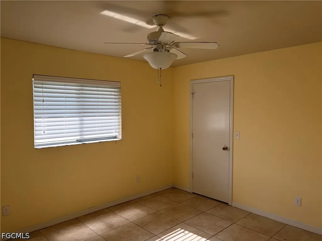 1106 SE 21st Lane Cape Coral FL 33990