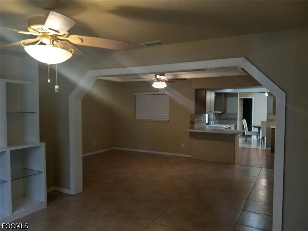 1106 SE 21st Lane Cape Coral FL 33990