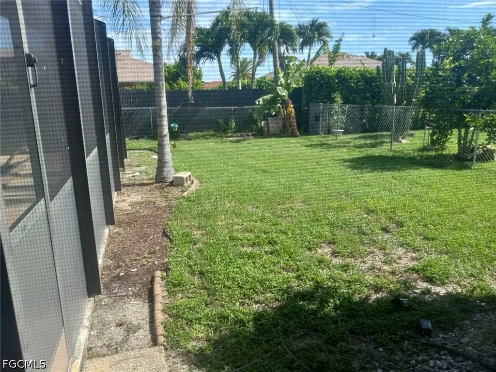 1106 SE 21st Lane Cape Coral FL 33990