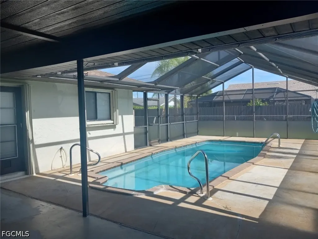 1106 SE 21st Lane Cape Coral FL 33990