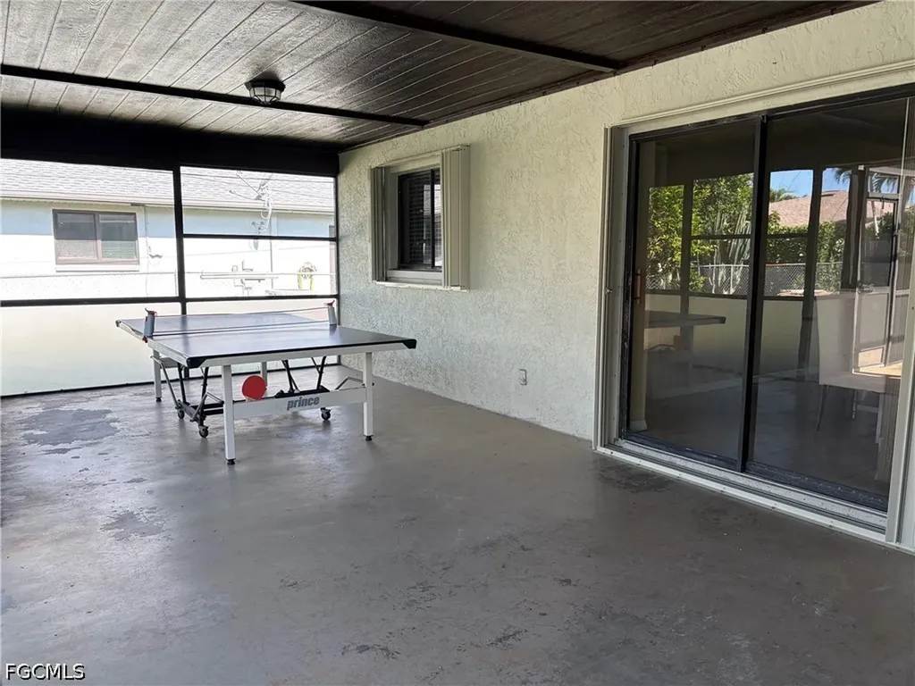 1106 SE 21st Lane Cape Coral FL 33990