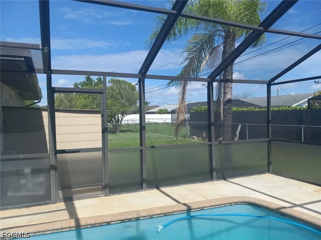 1106 SE 21st Lane Cape Coral FL 33990