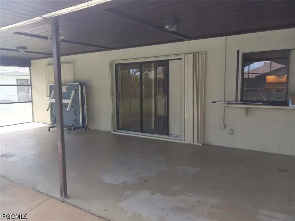 1106 SE 21st Lane Cape Coral FL 33990