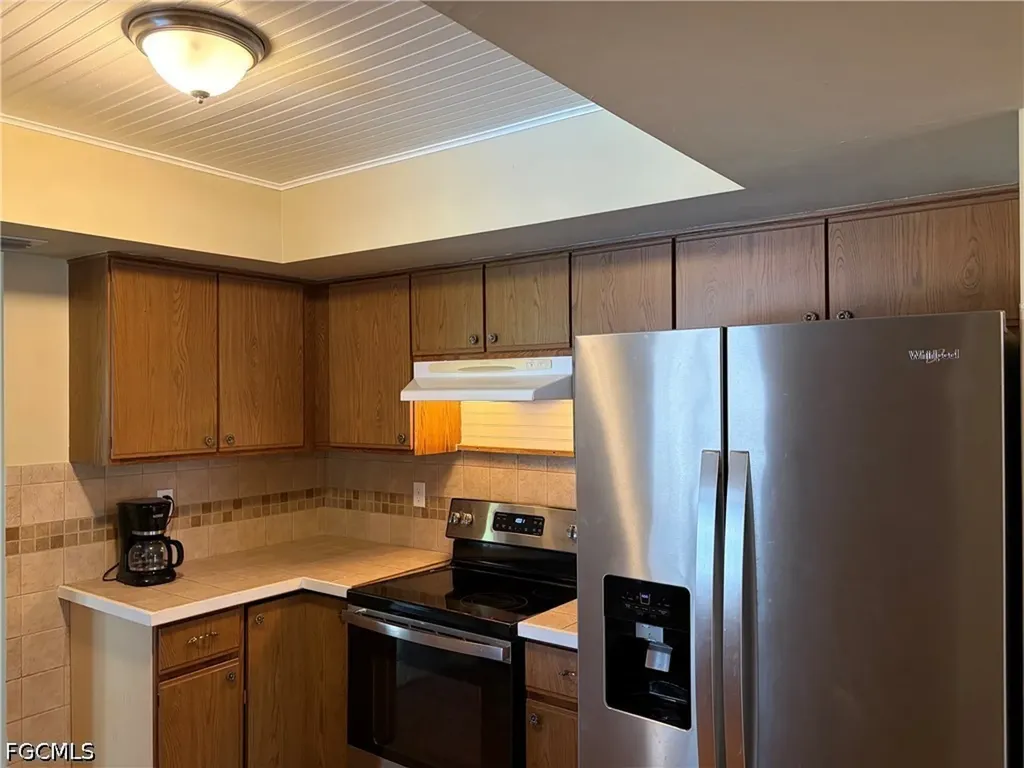 1106 SE 21st Lane Cape Coral FL 33990